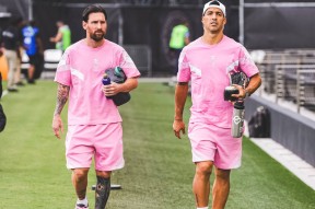 巴黎圣日耳曼迎NBA季后赛关键赛，今晨复出首秀，更衣室稳定，轮换策略成焦点的简单介绍-英雄联盟S15赛